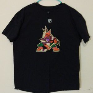 NHL Hockey Arizona Coyotes Taylor Hall Jersey T-Shirt L 91